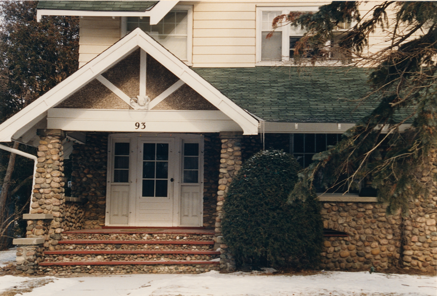 Fau-16 93 North St 5